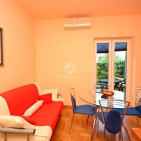 Blazenka Apartment *